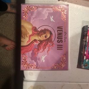 Lime Crime Venus 3